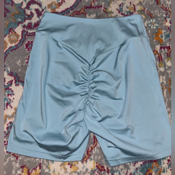 GymShark Power shorts - Picture 2 of 3